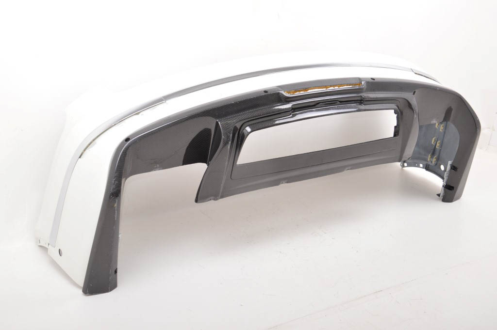 фото №9, Bentley bentayga 2015r бампер задний