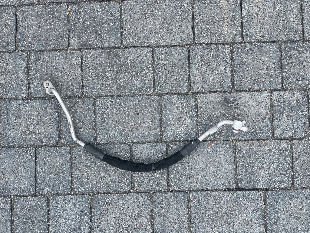 фото №1, Шланг кондиціонера porsche macan