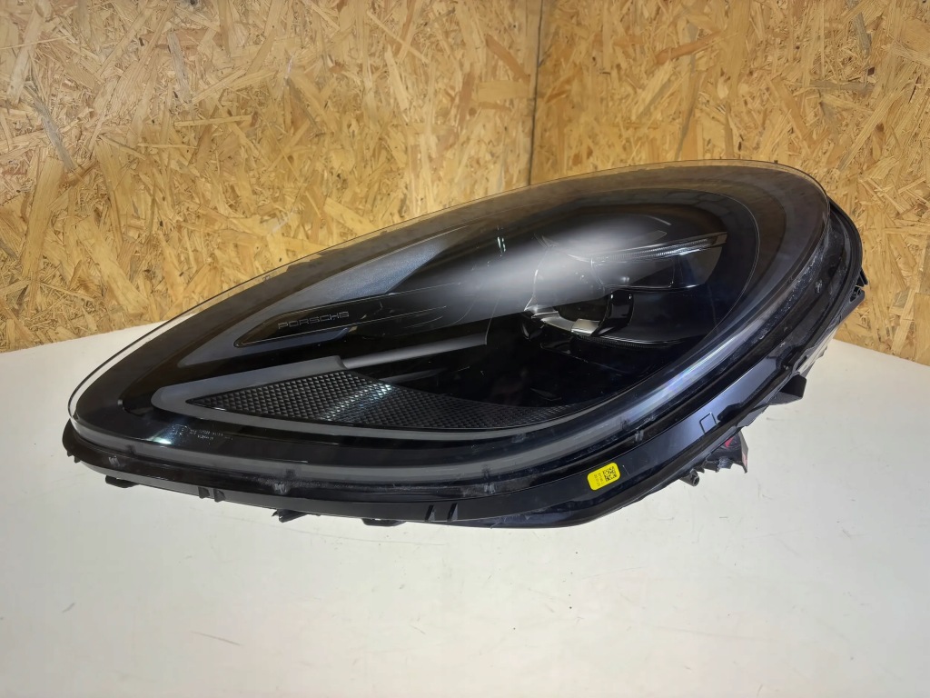 фото №1, Porsche macan 2022 лампы передние