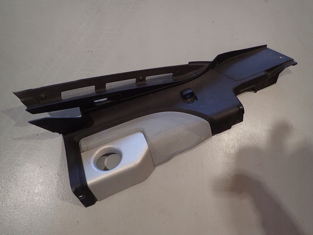 фото №1, Audi r8 420 защита отсек двигателя крышка накладка