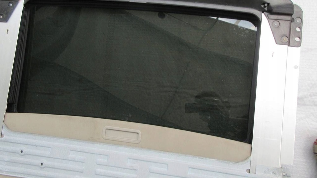 фото №12, Chrysler 300 - 300c 24050050 люк