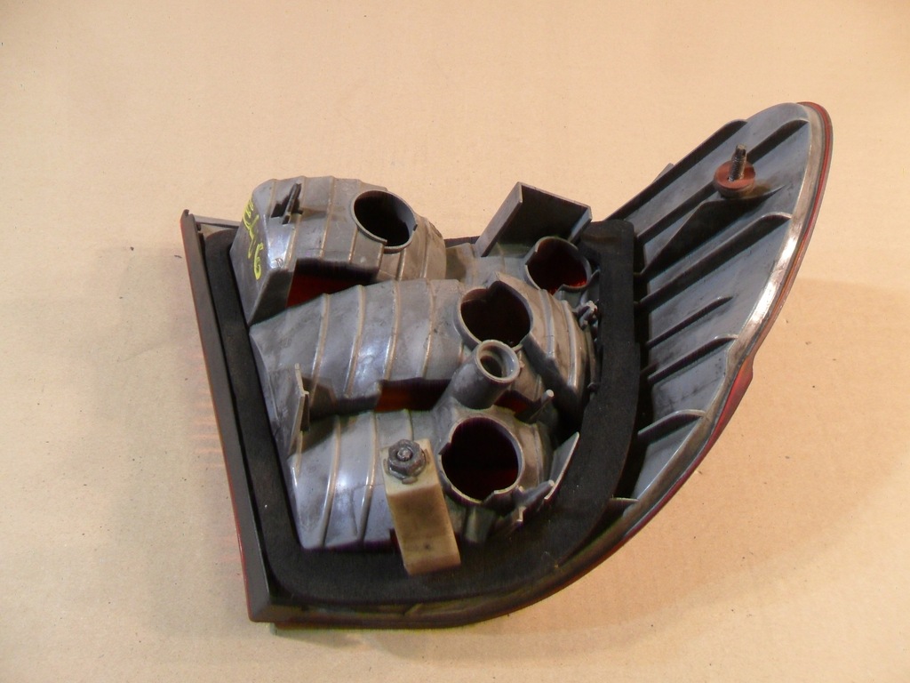 фото №14, Лампа правая задняя bmw 3 e46