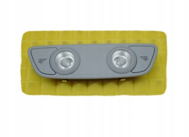 фото №1, Audi q7 4m лампа потолочный 4m0947111