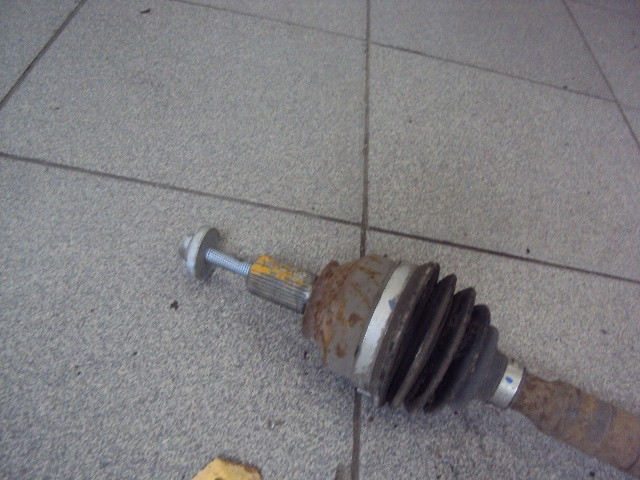 фото №3, Приводной вал правая renault twingo iii 1.0 b