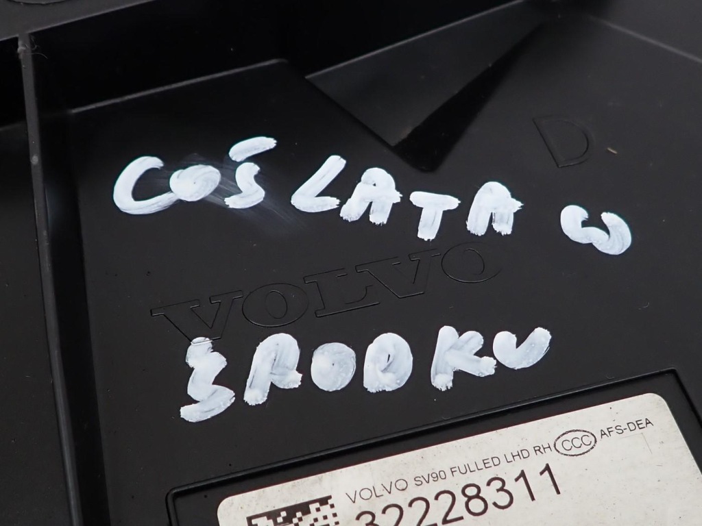 фото №14, Лампа правый перед full led active high europa 32228311 volvo v90 ii 19r