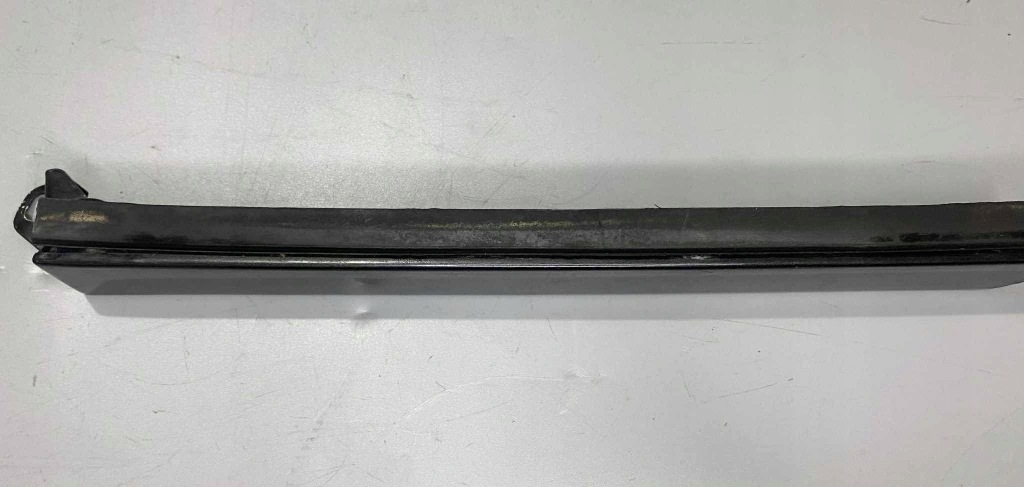 Mercedes-benz e w124 молдинг под фара передняя левая l Недорого