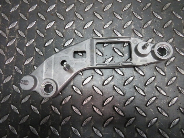 фото №1, Кронштейн главный подшипник кронштейн опора bmw e89 z4