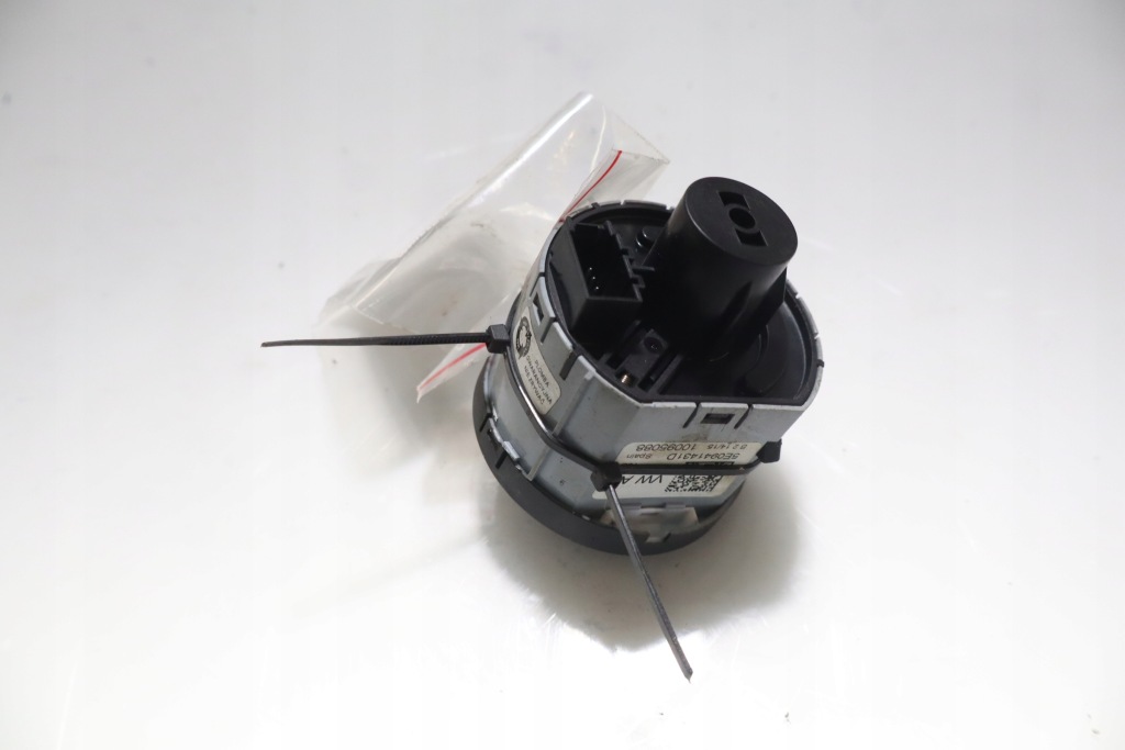 фото №3, Переключатель света skoda octavia iii