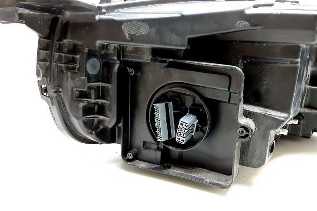 фото №9, Лампа права передня volvo xc90 i 32228698 2.0l дизель 147kw 2016