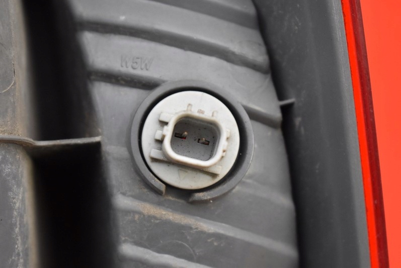 фото №8, Лампа левая задняя задняя p1483l honda stream 00-03