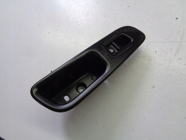 фото №1, Панель стекло правый задняя jeep renegade 1.4 multiair przed lift 2017 r