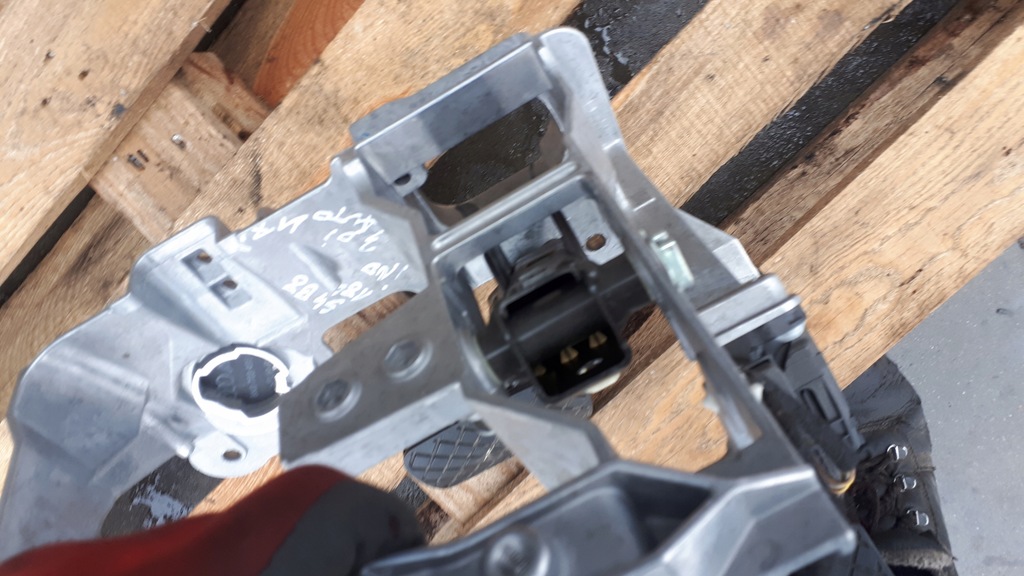 фото №6, S4 b8 a4 каркас педалей автоматична коробка передач 8k1721117 a5 s5