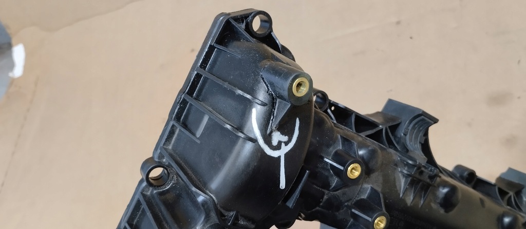 фото №6, Кришка клапанів mercedes 910 907 w446 w213 a6540107612