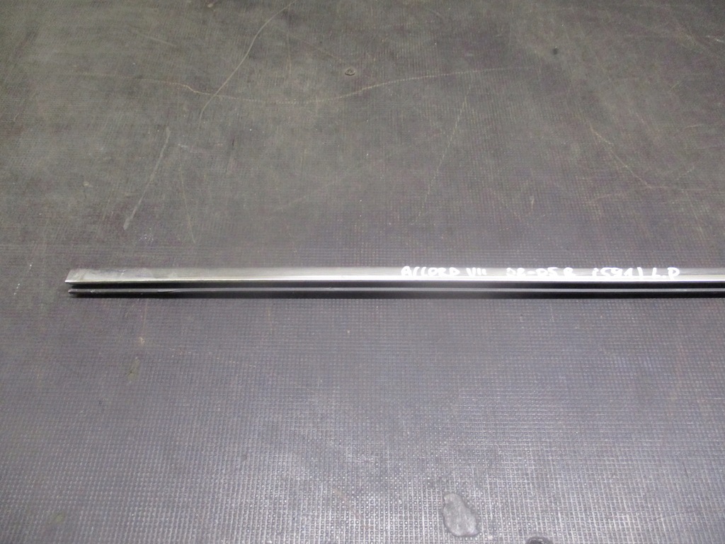 фото №7, Молдинг ущільнювач лівий перед honda accord vii 02-05 r