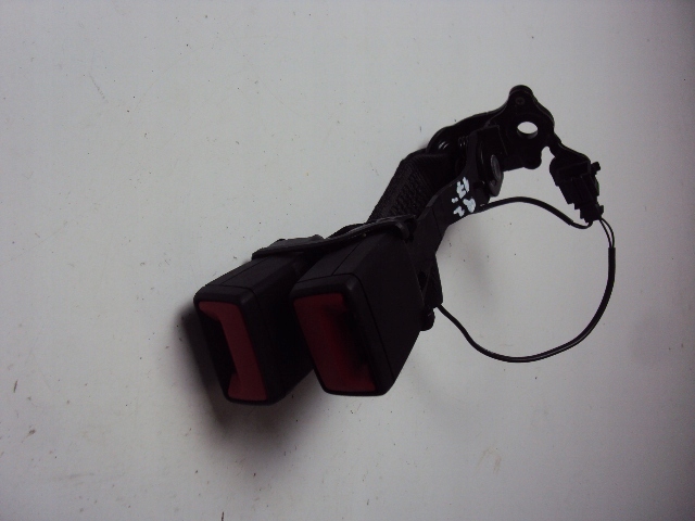 фото №2, Замки ремней задняя audi q2 2016-