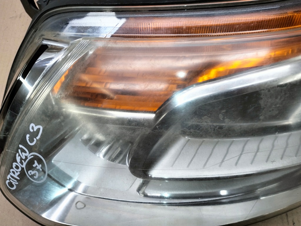фото №7, Лампа левая перед citroen c3 picasso lata 2008-2012 uk