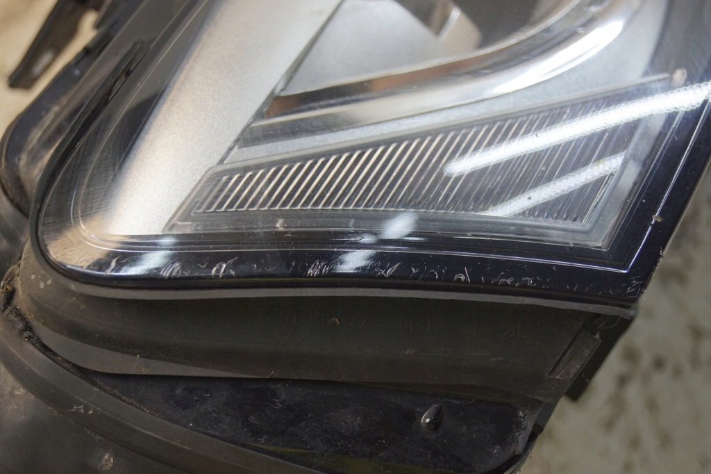 фото №8, Audi a4 b8 lift ксенон лампа права перед uk