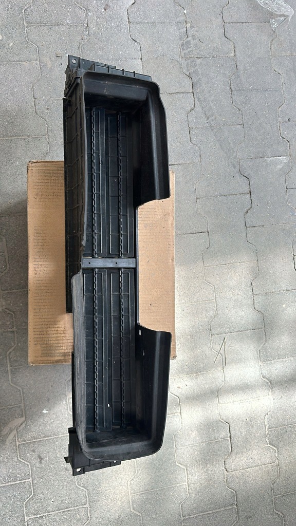 фото №1, Hyundai kona 2020- lift шторка жалюзі впуск повітря