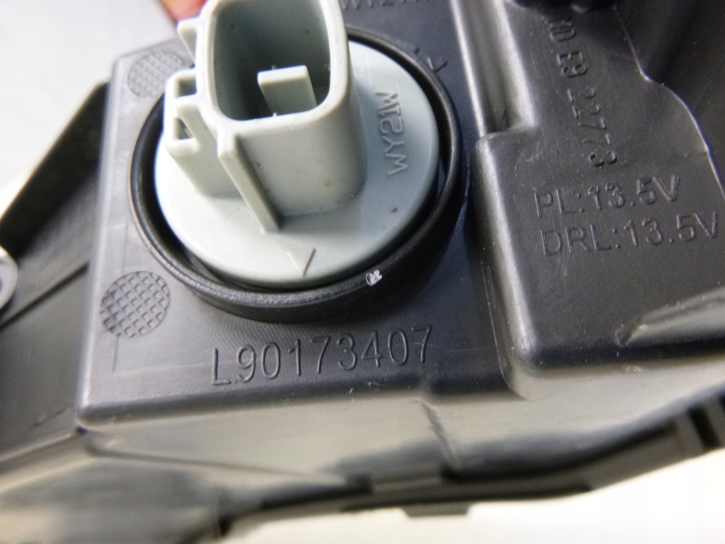 Nissan juke 2 фара правый  левая перед передние комплект Доставка