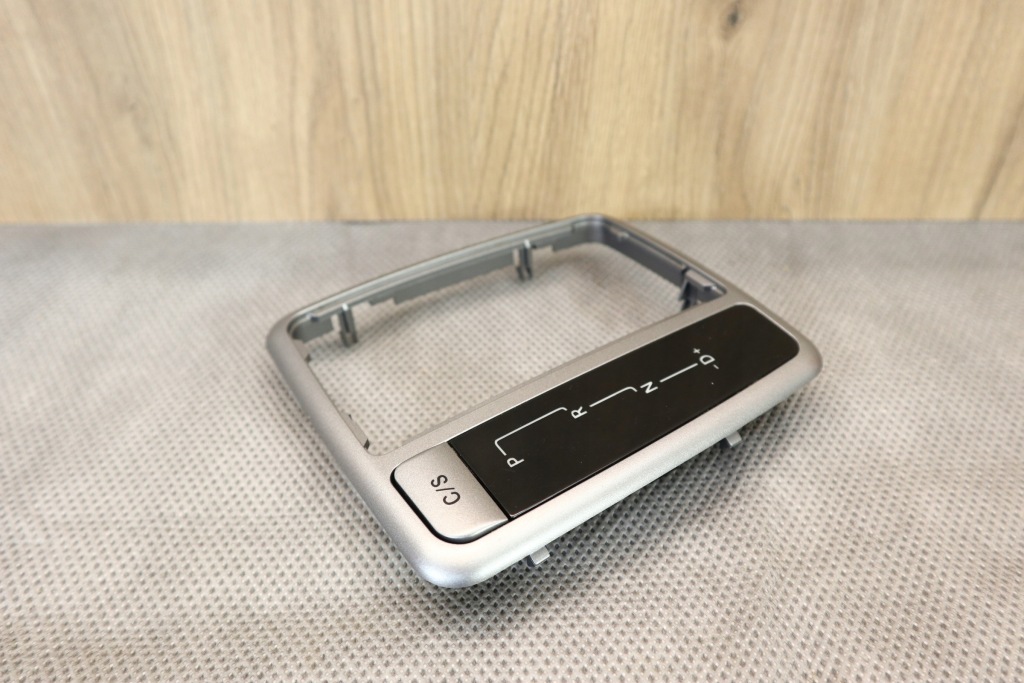 фото №1, Mercedes slk 171 r171 рамка дисплей перемикання передач вибірник 1712670188