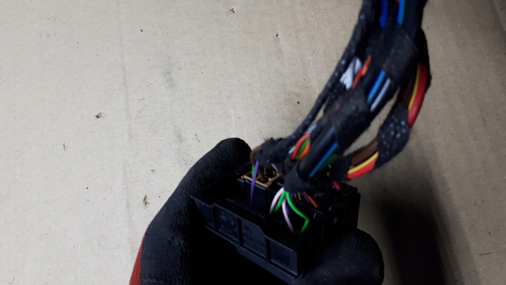 фото №4, A4 b9 lift штекер колодка радіо 8x0035444 a5 8w