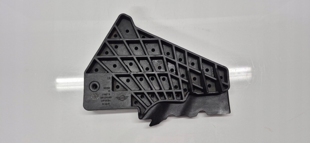 фото №1, Mini clubman f54 lci кронштейн бампера левый перед