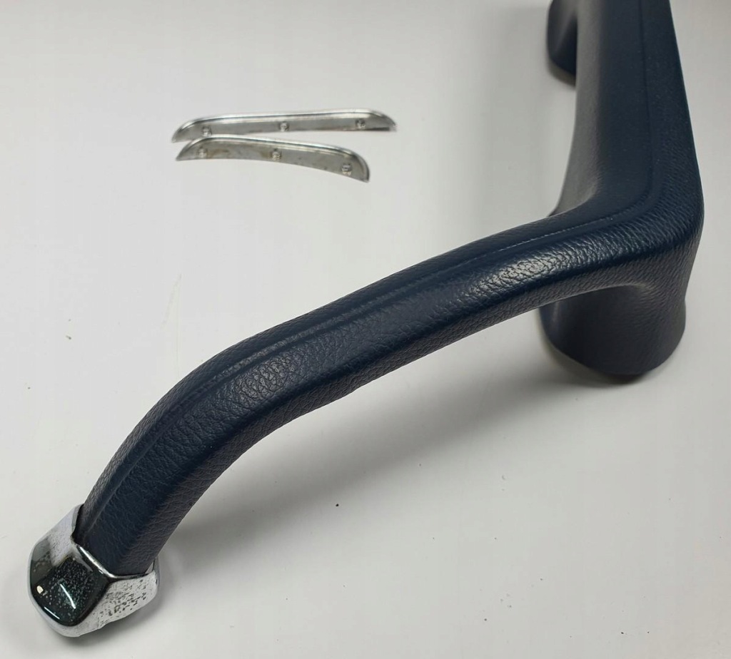 Ручка обшивка двері правий перед mercedes w115 w114 в Україні