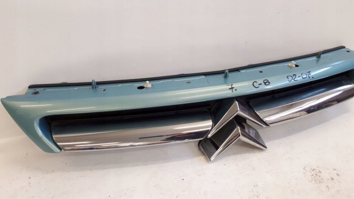 фото №3, Citroen c8 2002 решётка радиатора перед