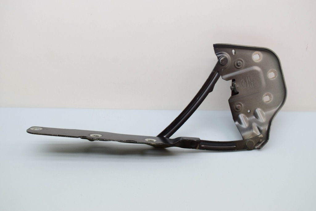фото №10, Правый петля капот land rover range rover velar l560 j8a216678aa 3.0l