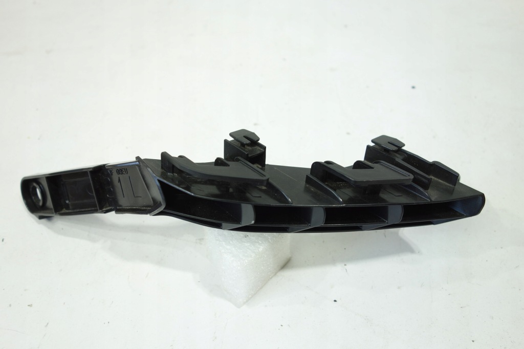 фото №1, Напрямна бампера задня лівий toyota rav-4 v 2018-