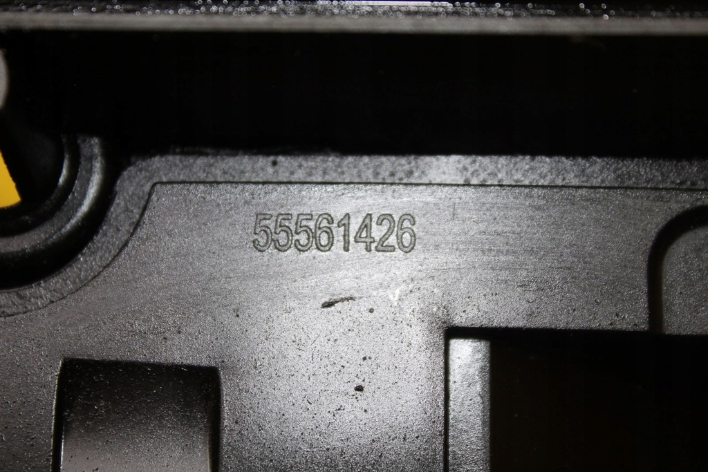 фото №8, Кришка клапанів corsa e 1.4 b a14xer 55561426