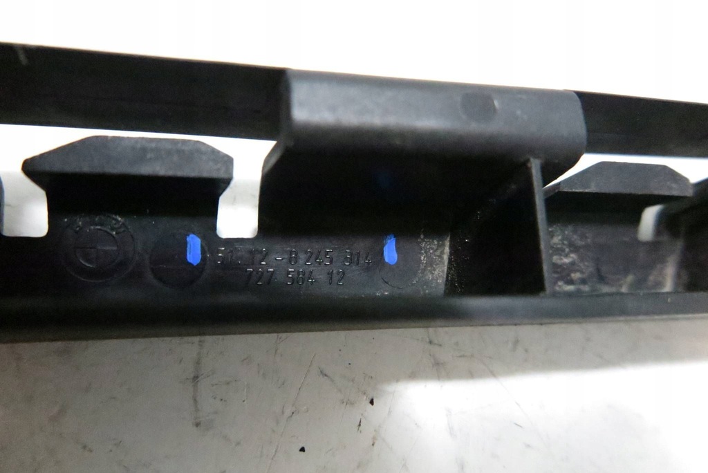 фото №9, Направляющая кронштейн бампера правый задняя bmw 7 e65 e66 8245314