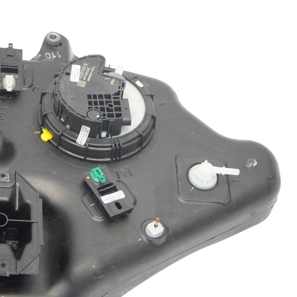 Audi a5 8t 2.0 tdi дизель бак adblue 8k0131877 Цена