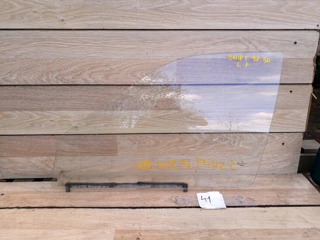 фото №1, Стекло боковая дверь левый перед suzuki swift iv 98r. 5d