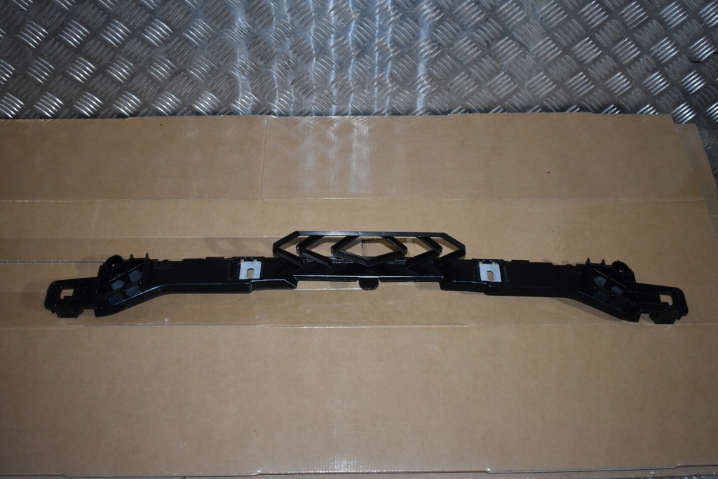 Купить Направляющая бампера задний  задний mercedes w214 1