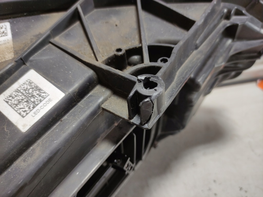 Mercedes w177 лампа левая передняя led с Разборки