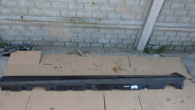 фото №1, Bmw f10 молдинг поріг поріг ліва 7207091