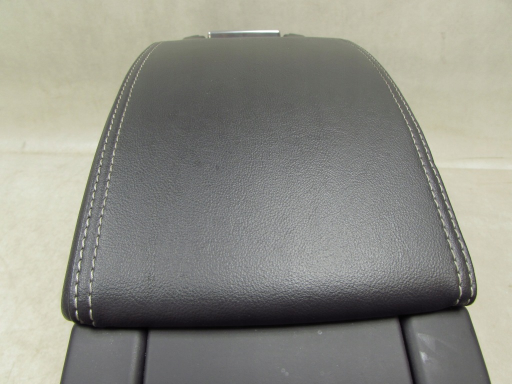 Volvo s60 2 v60 r-design 10-17 тунель середній підлокітник шкіра aux usb в Україні