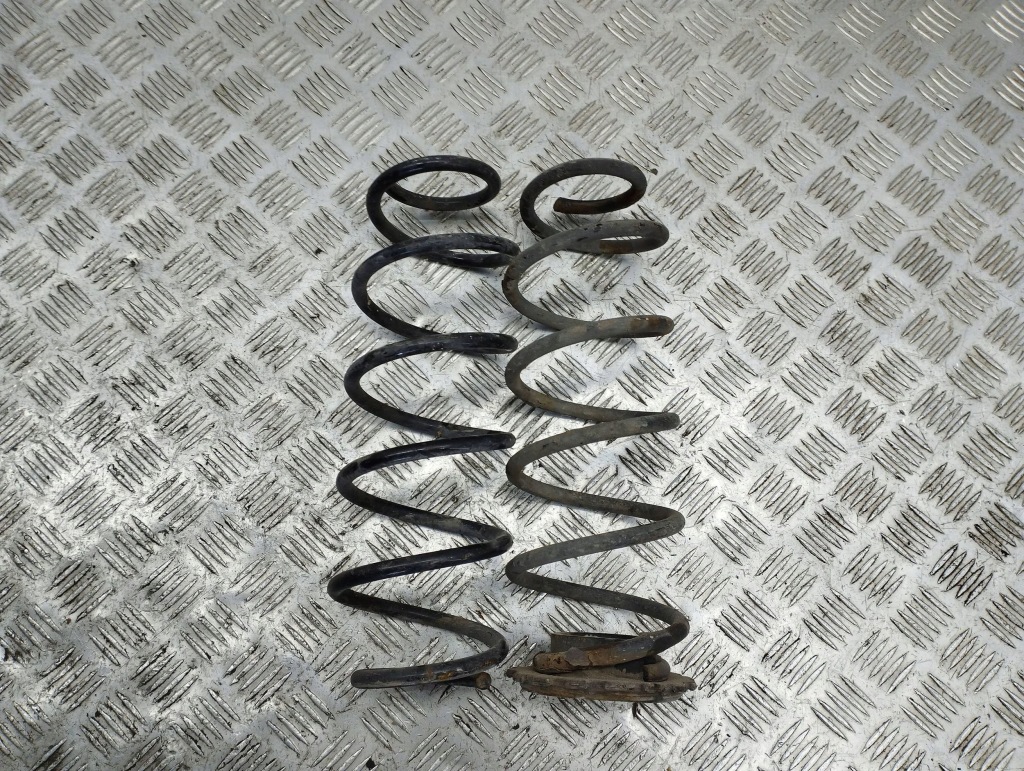 Mercedes-benz b w245 2008 пружина задняя Киев