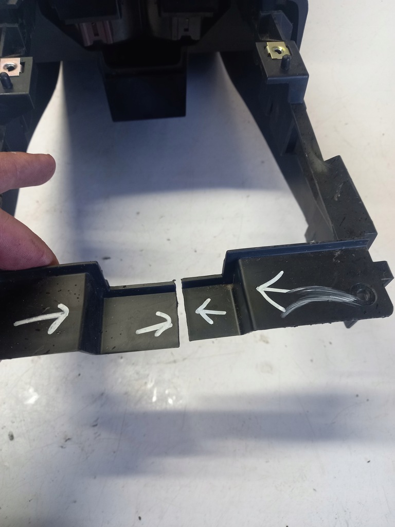 фото №6, Підлокітник бардачок тунель infiniti g35 96950ac770