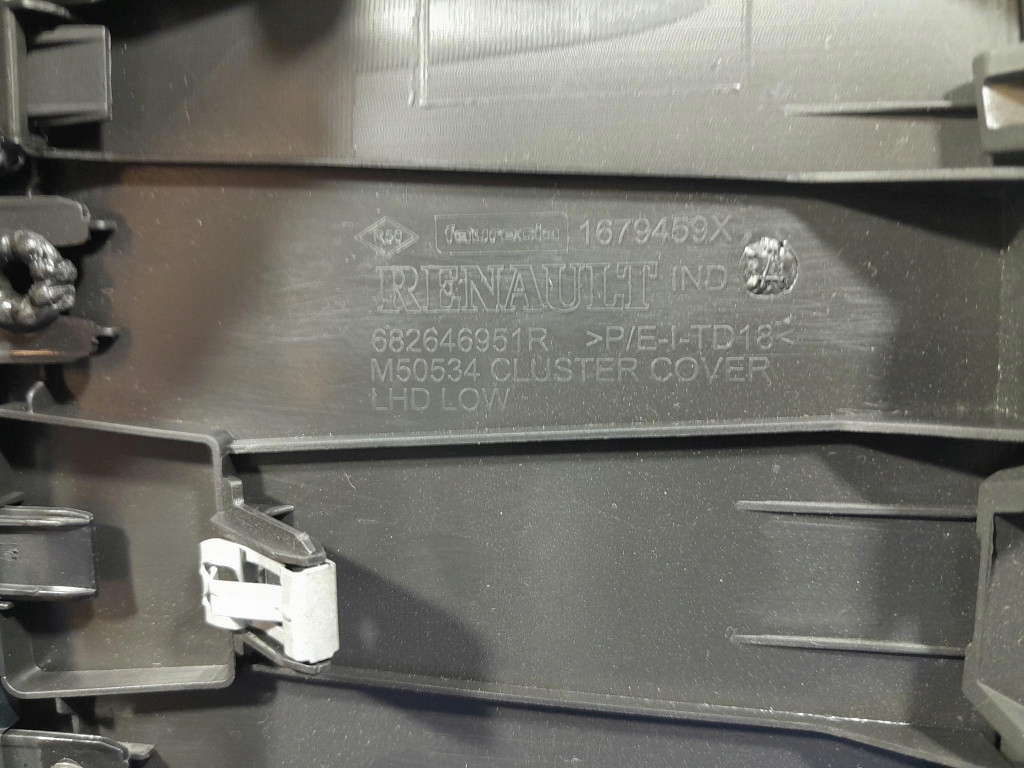 фото №7, Renault megane iv рамка захист корпус спідометра 682646951r