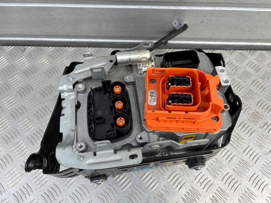 фото №5, Bmw g20 g21 модуль заряджання конвертер 5a37299