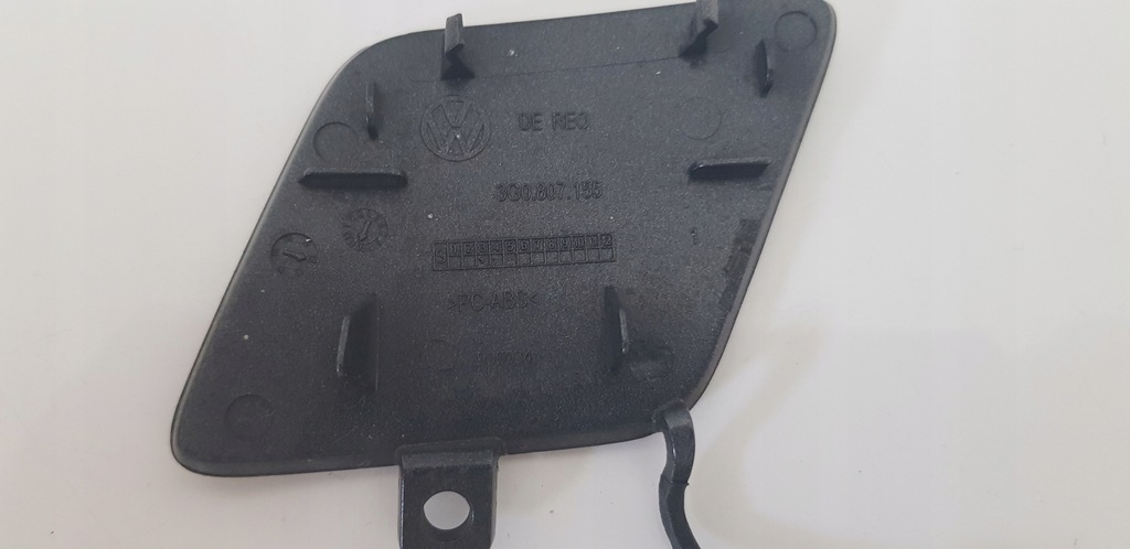 фото №3, Vw passat b8 3g0807155 заглушка фаркоп перед