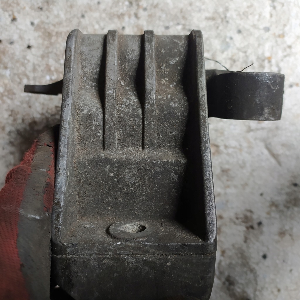 фото №5, Кронштейн двигателя opel vectra c v04656