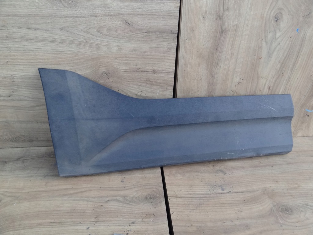 фото №1, Volvo xc40 2017 молдинг дверь правый задняя 31448343 оригинал