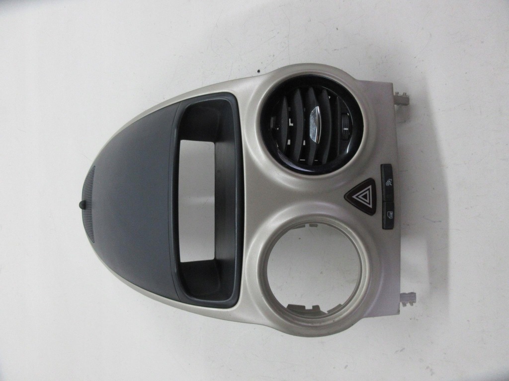 фото №2, Opel corsa d 1.2 3d решётка обдув рамка радио панель