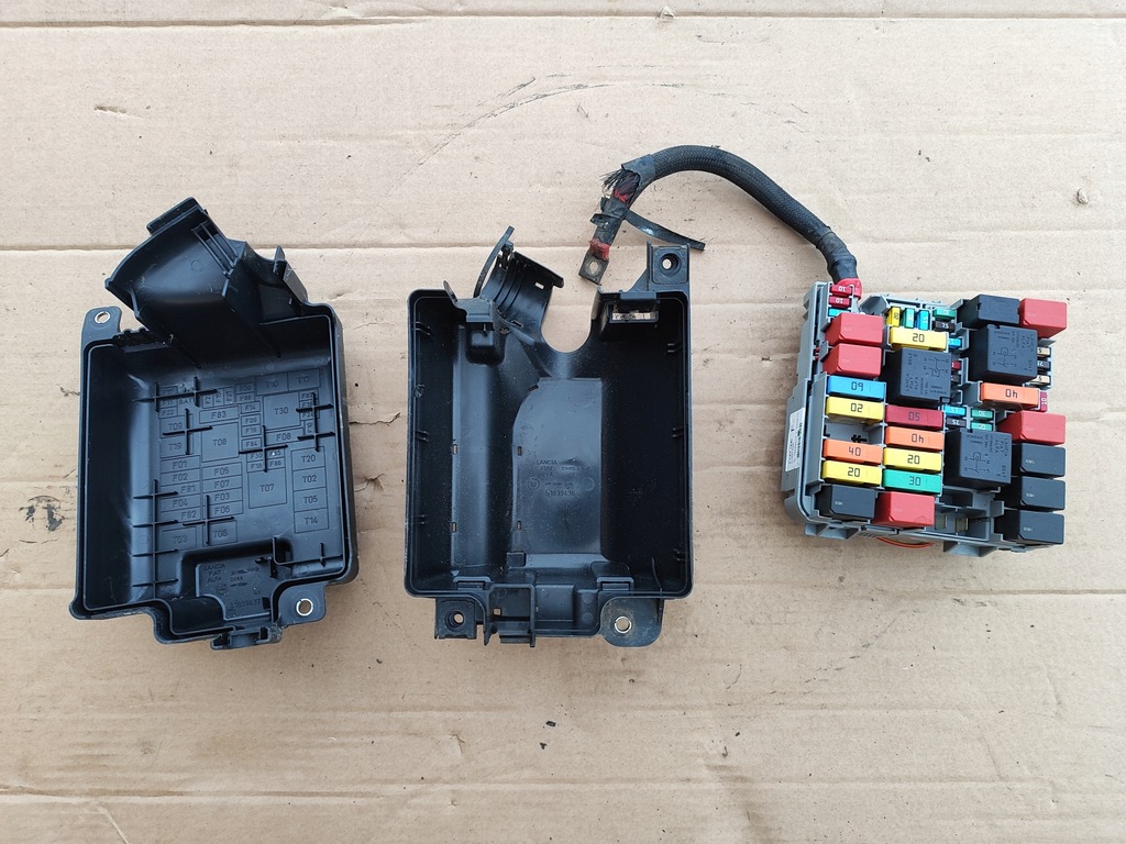 фото №1, Fiat doblo ii opel combo коробка запобіжників