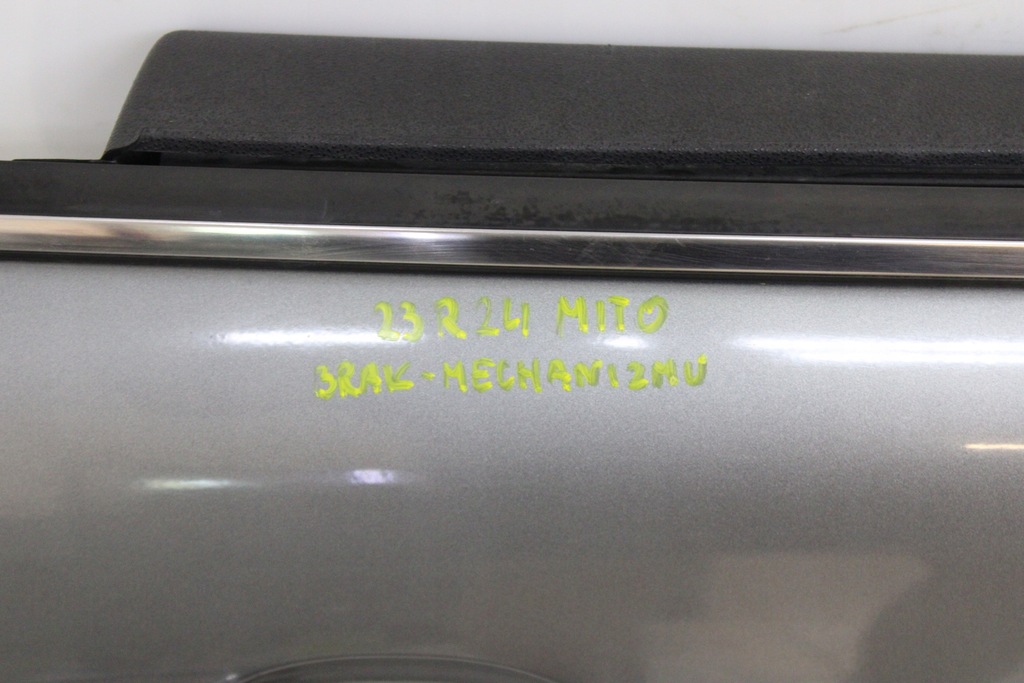 фото №9, Alfa romeo mito 08r- двері праве передні правий перед 669