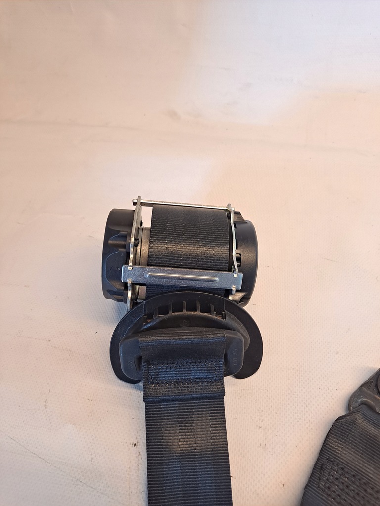 фото №3, Pas безпеки правий задня discovery sport l550