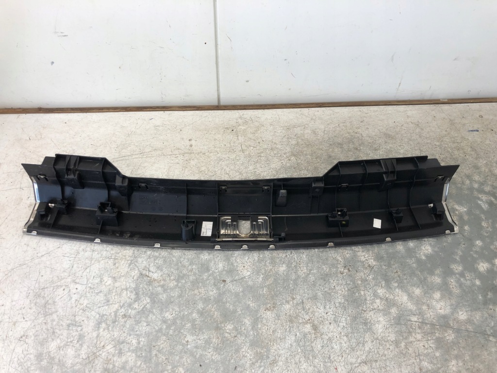 Накладка поріг багажника audi a4 b8 універсал 8k9864483a в Україні